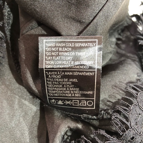 Cupcakes & Cashmere Lace Dress - Picture 11 of 12